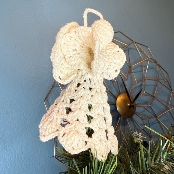 Vintage Homemade Tree Topper and Ornament Crochet Angel and Star Ornaments - Picture 3 of 3